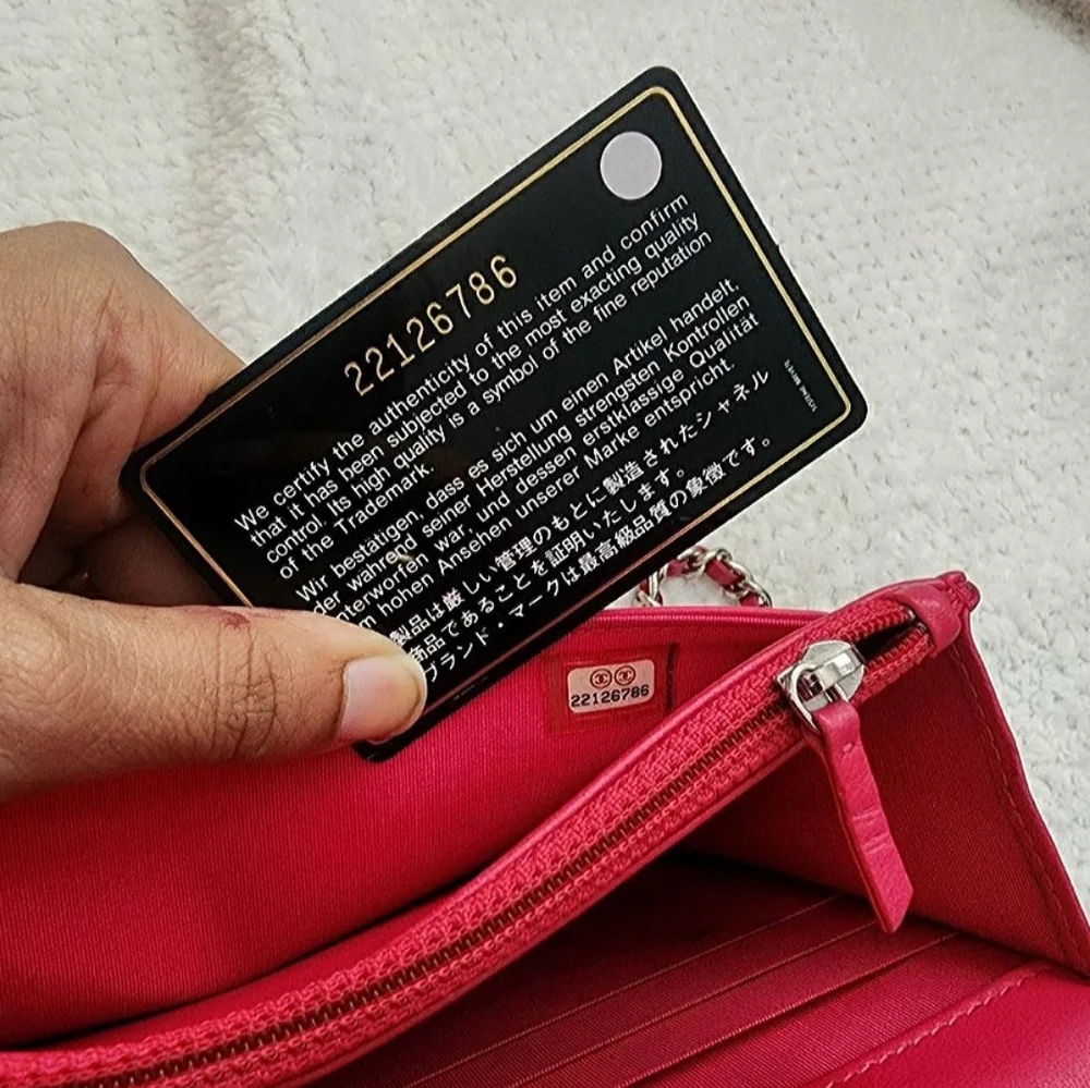 Chanel Woc Diamond CC Fuchsia - Picture 10 of 14